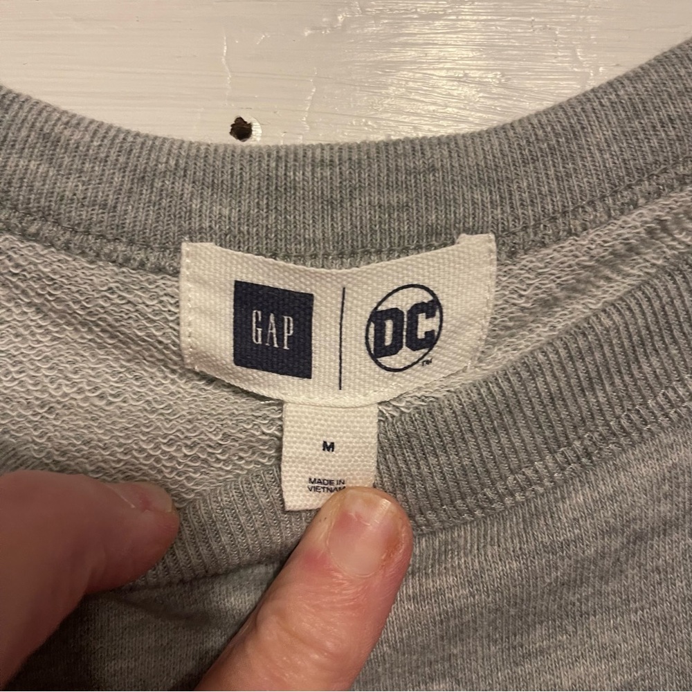 GAP Gray Wonder Woman Sequin Sweatshirt - Picture 3 of 4